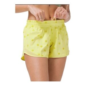 Lululemon Hotty Hot Short II 4" Polka Dot Logo Lemon Green tall size 8T